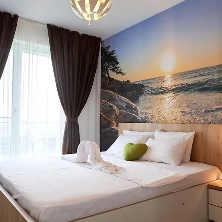 Shell Paradise Apt Spa N Pools Beach