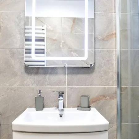 Shell Paradise Apt Spa N Pools Beach Năvodari