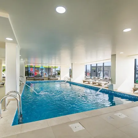 Shell Paradise Apt Spa N Pools Beach
